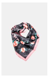 Chusta Moschino Jedwabna W Kwiatowy Deseń