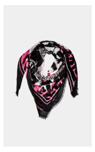 Chusta Guess Logo Black Pink