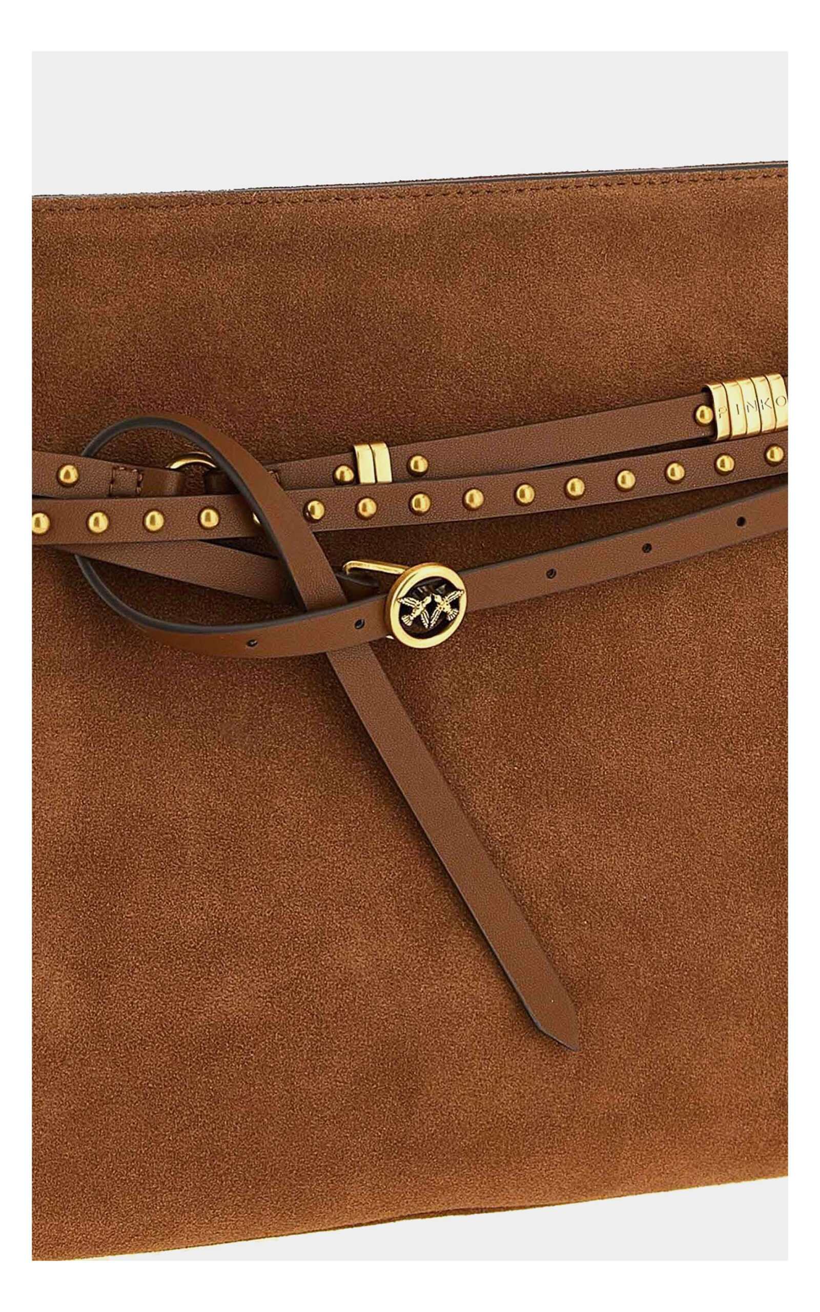 Duża brązowa torebka PINKO Belt Bag – zamszowa kopertówka z paskiem i złotymi okuciami – pojemna torba mieszcząca format A4 z paskami z logo i ćwiekami oraz regulowanym paskiem na ramię