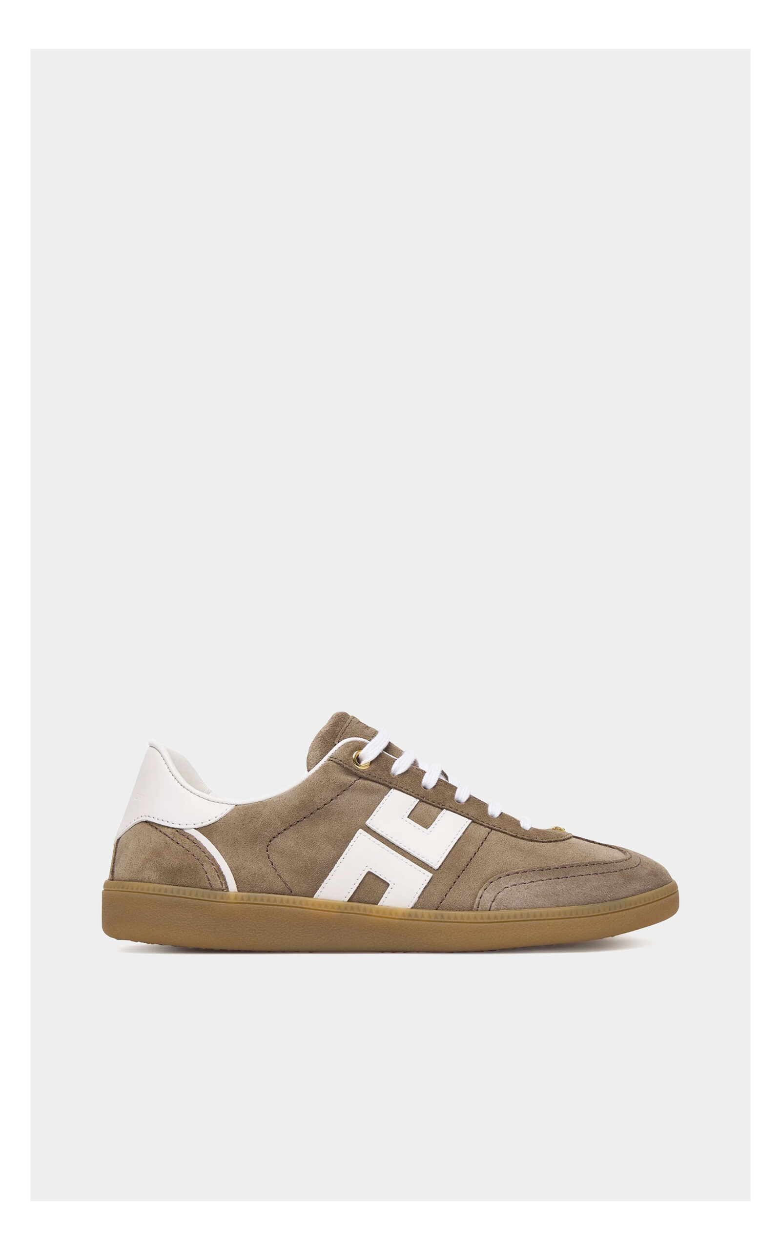 Damskie sneakersy z naturalnej skóry Elisabetta Franchi beżowe z wyraźnym logo – sneakersy premium z gumową podeszwą – minimalistyczny styl i włoskie wykonanie