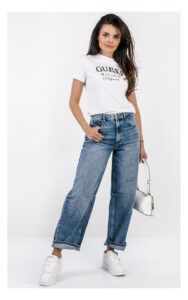 T-shirt GUESS Active z nadrukiem logo biały