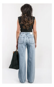 T-shirt ELISABETTA FRANCHI cropped z wiązaniem czarny