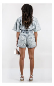 Szorty KARL LAGERFELD jeansowe paperbag w print jasnoniebieskie